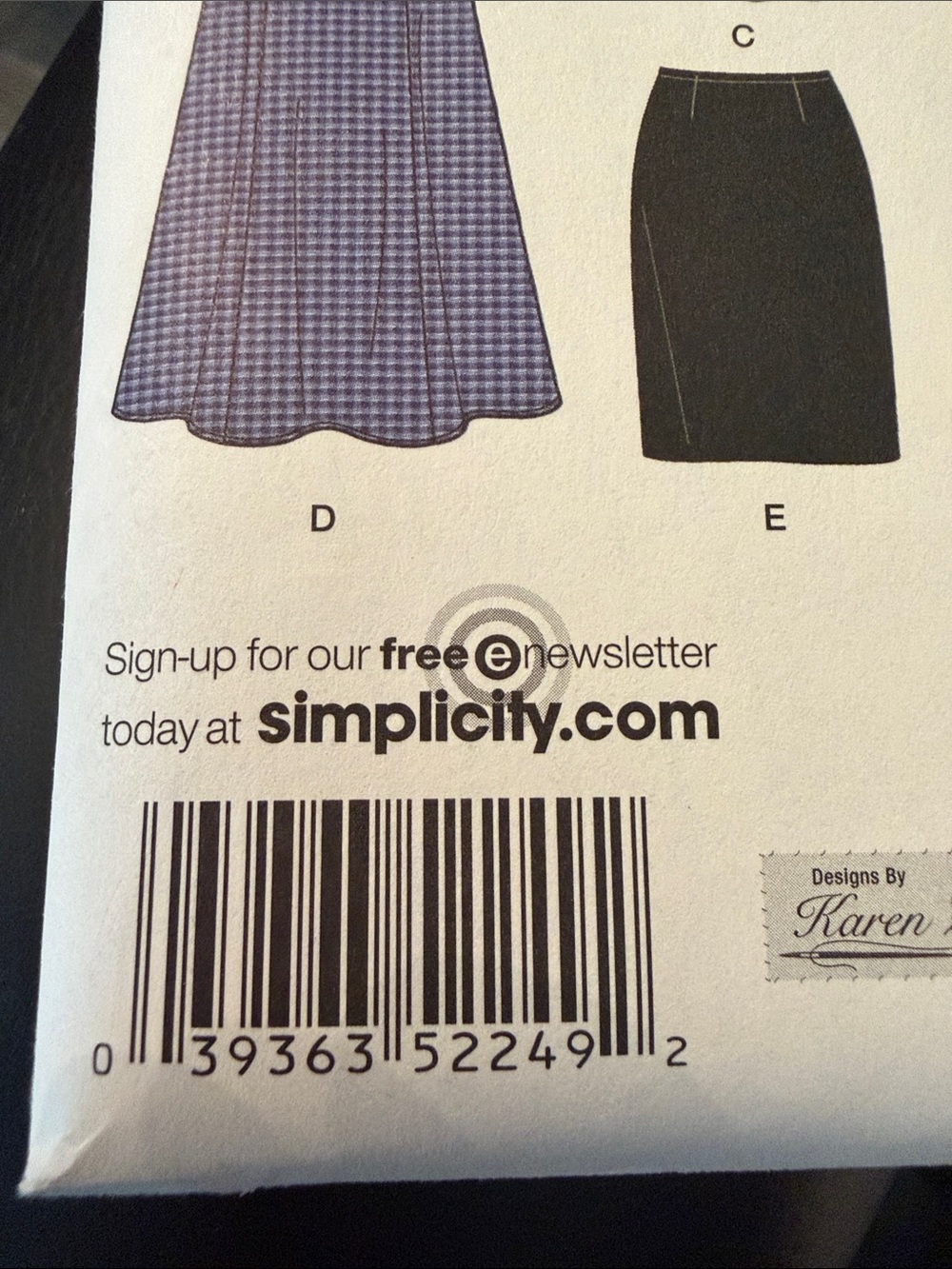 Uncut Simplicity pattern for dress in two lengths tunic & skirt 10,12,14,16&18 - Picture 9 of 16